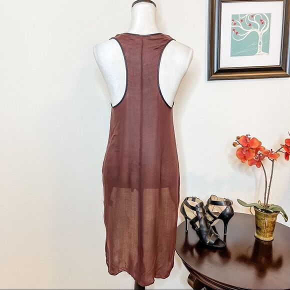 🍋 Chloe K • Sleeveless Hi-Low Top w/Embroidered Front - Picture 2 of 8